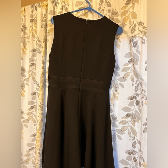 Calvin Klein Basic Sleeveless Formal Dress - Picture 3 of 6